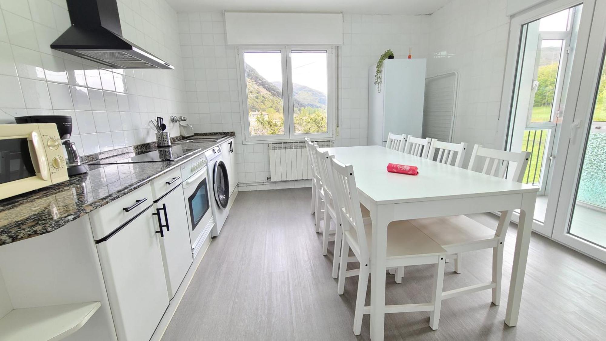 Espinosa de los Monteros Casa Renovada Con Chill Out En Espinosa 아파트 외부 사진
